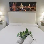 Rentalsevilla Durmiendo En La Alameda